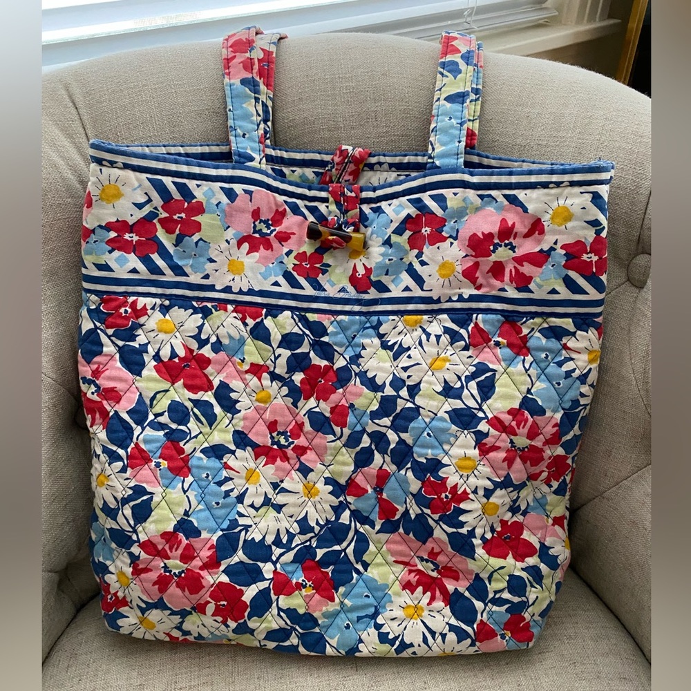 Vera Bradley Summer Cottage Tote Bag